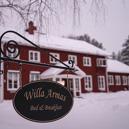 Bed & Breakfast Willa Armas Overtornea Exterior photo